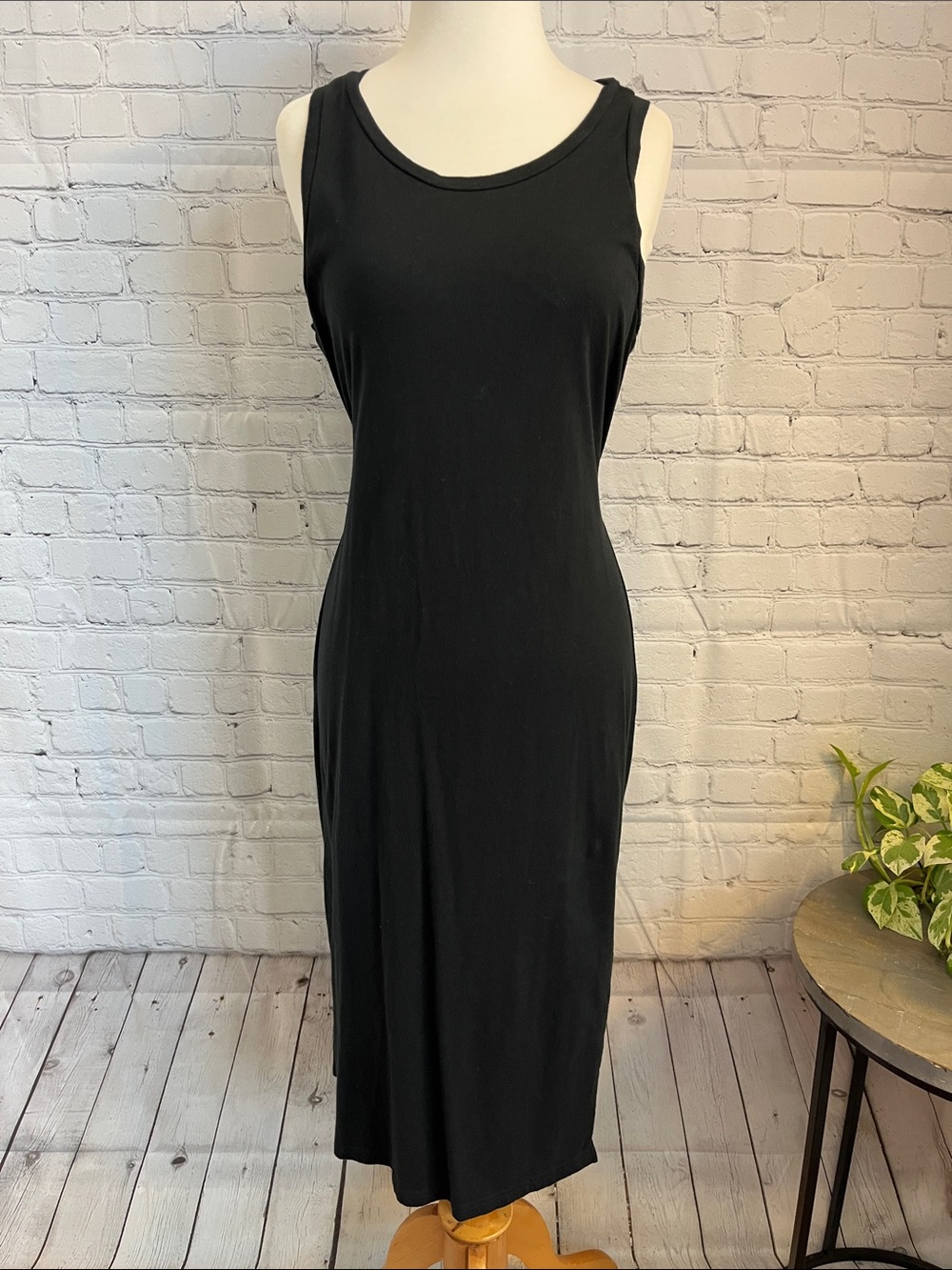 Gap Sleeveless Black Dress Wrap Style in Back